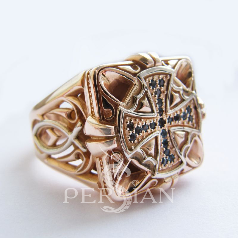 Золотой перстень «Спаситель» с лондон топазами